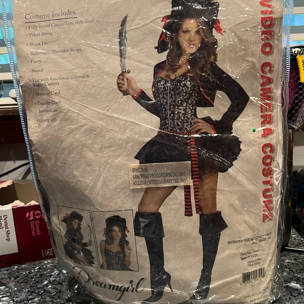 LAST CHANCE 🏴‍☠️Dreamgirl Black and Red Pirate Costume 5 pieces Final Price